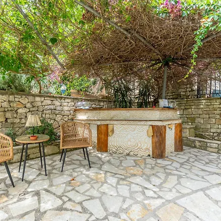 Ξενοδοχείο με διαμερίσματα Paxos