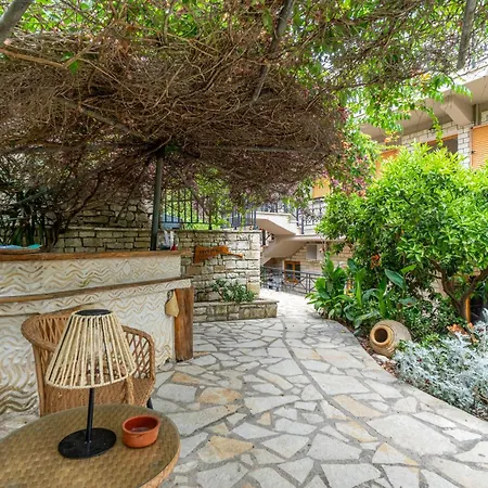 Paxos Aparthotel *